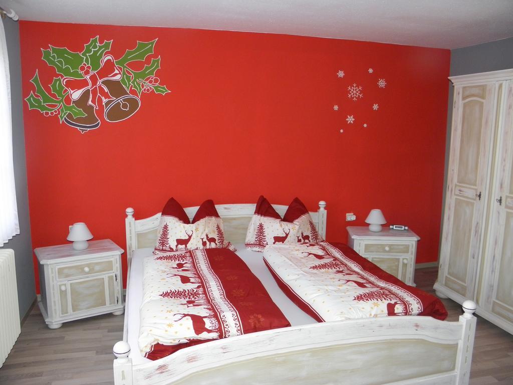 Hotel 4 Jahreszeiten mit Restaurant Albstadt Kültér fotó