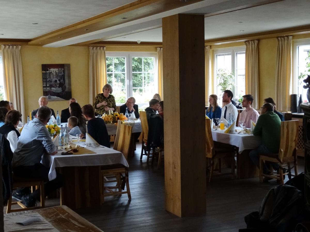 Hotel 4 Jahreszeiten mit Restaurant Albstadt Kültér fotó