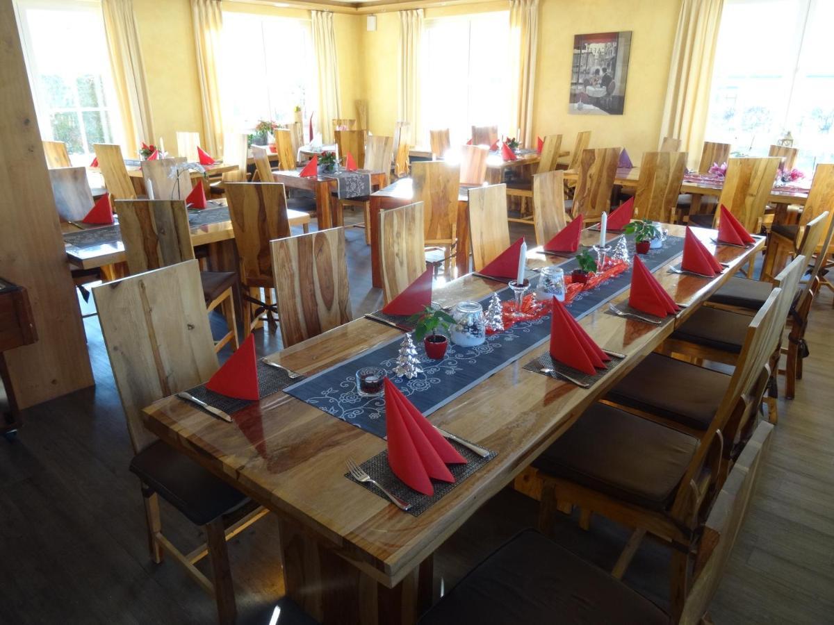 Hotel 4 Jahreszeiten mit Restaurant Albstadt Kültér fotó