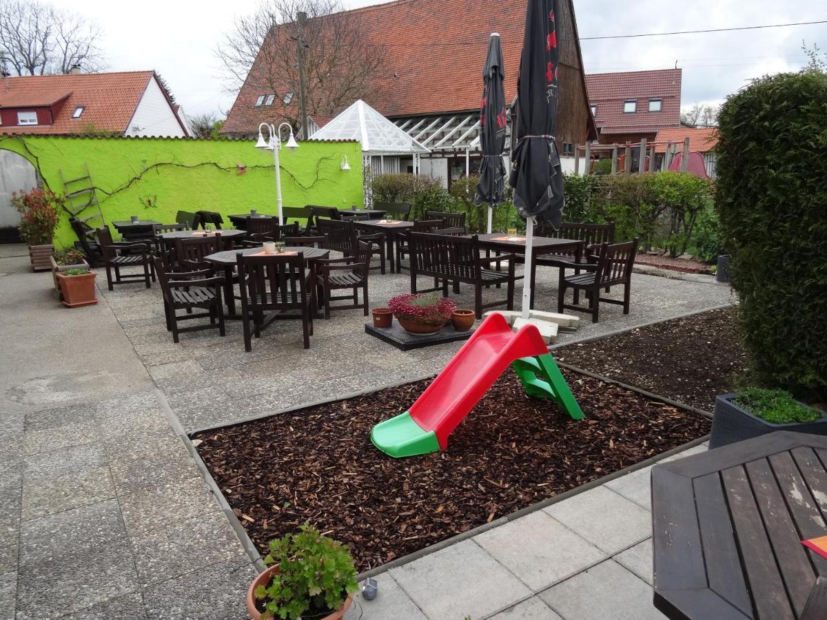 Hotel 4 Jahreszeiten mit Restaurant Albstadt Kültér fotó